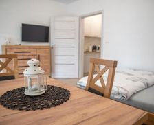Poland Pomerania Dębina-Ustka vacation rental compare prices direct by owner 28430909