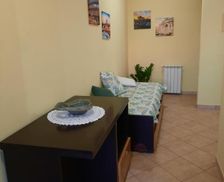 Italy Lazio Marco Simone vacation rental compare prices direct by owner 28117566