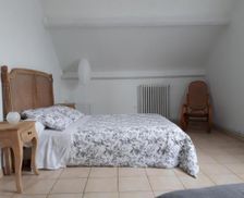 France Pays de la Loire Saint-Ouen-en-Belin vacation rental compare prices direct by owner 26913000