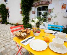 France Centre Saint-Denis-sur-Loire vacation rental compare prices direct by owner 29065482