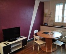 France Burgundy Sombernon vacation rental compare prices direct by owner 26843474