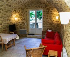 France Provence-Alpes-Côte d'Azur Colonzelle vacation rental compare prices direct by owner 18439632