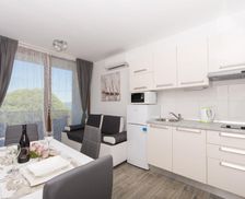 Croatia Split-Dalmatia County Drvenik Veli vacation rental compare prices direct by owner 28878542