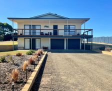 Australia Kangaroo Island Kingscote vacation rental compare prices direct by owner 28424949