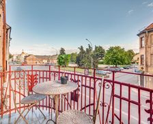 Italy Liguria Sarzana vacation rental compare prices direct by owner 27011901