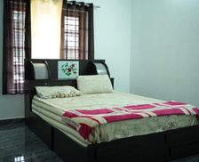 India Kerala Padinjarathara vacation rental compare prices direct by owner 35438308