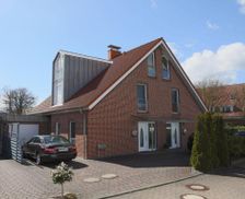 Germany Schleswig-Holstein Kellenhusen vacation rental compare prices direct by owner 33694044