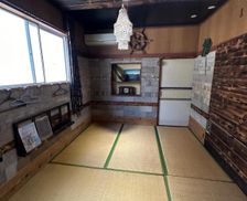 Japan Tokyo-to Niijimamura vacation rental compare prices direct by owner 35583465