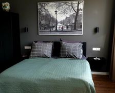 Netherlands Noord-Holland Amsterdam vacation rental compare prices direct by owner 35241217