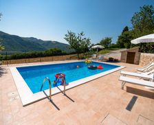 Italy Marche Acqualagna vacation rental compare prices direct by owner 13954220