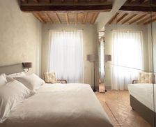 Italy Emilia-Romagna Reggio Emilia vacation rental compare prices direct by owner 26879139