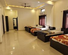 India Madhya Pradesh Sāgar vacation rental compare prices direct by owner 35294986