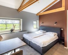 Netherlands Friesland Kolderwolde vacation rental compare prices direct by owner 14790251