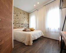 Italy Veneto Arquà Petrarca vacation rental compare prices direct by owner 35281375