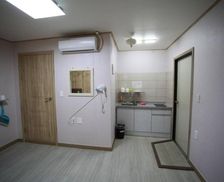 South Korea Chungcheongnam-Do Boryeong vacation rental compare prices direct by owner 35456653