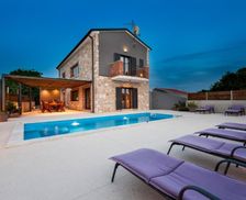 Croatia Istria Rovinj vacation rental compare prices direct by owner 35451041