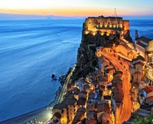 Italy Calabria Scilla vacation rental compare prices direct by owner 27006996