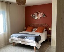 France Pays de la Loire Chaillé-les-Marais vacation rental compare prices direct by owner 14190005