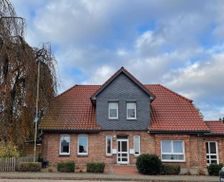 Germany Lower-Saxony Hambühren vacation rental compare prices direct by owner 33706503