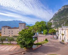 Italy Trentino Alto Adige Riva del Garda vacation rental compare prices direct by owner 9305445