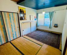 Japan Tokyo-to Niijimamura vacation rental compare prices direct by owner 35342177