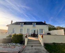 France Pays de la Loire Chahaignes vacation rental compare prices direct by owner 35543524