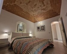 Italy Tuscany San Gimignano vacation rental compare prices direct by owner 35545688