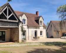 France Centre Thevet-Saint-Julien vacation rental compare prices direct by owner 26662779