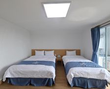 South Korea Jeju Island Seogwipo vacation rental compare prices direct by owner 35489660