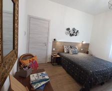 Italy Liguria Ceparana vacation rental compare prices direct by owner 33393898