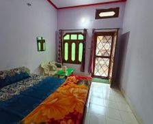 India Uttarakhand Gupta Kāshi vacation rental compare prices direct by owner 35454385