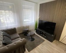 Germany Hessen Offenbach vacation rental compare prices direct by owner 35265552