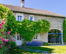 France Burgundy Montceau-et-Écharnant vacation rental compare prices direct by owner 29204013