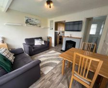 United Kingdom Norfolk Hemsby vacation rental compare prices direct by owner 28746185
