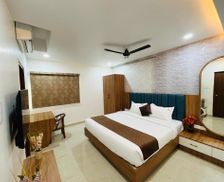 India Telangana Hyderabad vacation rental compare prices direct by owner 35876740