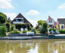 Germany Lower-Saxony Greetsiel vacation rental compare prices direct by owner 33707672