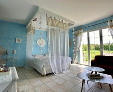 France Burgundy La Rochepot vacation rental compare prices direct by owner 35457880