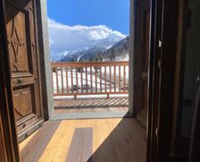 Italy Valle d'Aosta Gressoney-Saint-Jean vacation rental compare prices direct by owner 35245652