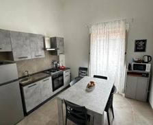 Italy Sicily Giarre vacation rental compare prices direct by owner 33667323