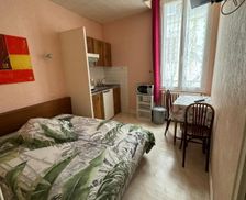 France Auvergne Néris-les-Bains vacation rental compare prices direct by owner 13605898