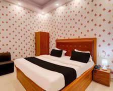 India Uttar Pradesh Lucknow vacation rental compare prices direct by owner 35264831