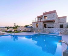 Greece Crete Kamilari vacation rental compare prices direct by owner 32833673