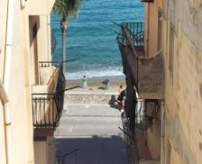 Italy Sicily Giardini Naxos vacation rental compare prices direct by owner 33506052