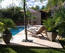 France Provence-Alpes-Côte d'Azur Villecroze vacation rental compare prices direct by owner 35347936