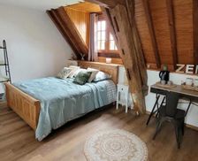 France Normandy Mézières-en-Vexin vacation rental compare prices direct by owner 32530288