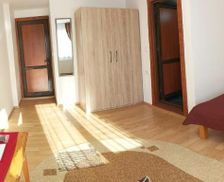 Romania Brasov Râşnov vacation rental compare prices direct by owner 29248697