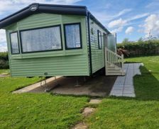 United Kingdom East Riding of Yorkshire Waxholme vacation rental compare prices direct by owner 35360915