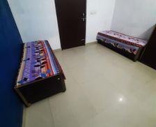 India Uttar Pradesh Gorakhpur vacation rental compare prices direct by owner 35296996