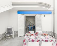 Italy Apulia Torre Lapillo vacation rental compare prices direct by owner 35220478