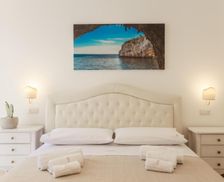 Italy Apulia Santa Cesarea Terme vacation rental compare prices direct by owner 35517957